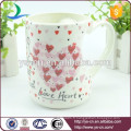 Tasse en céramique en forme de coeur en porcelaine